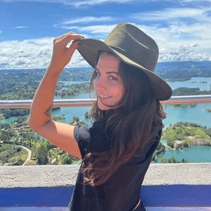 Meet your Posher, Kathryn